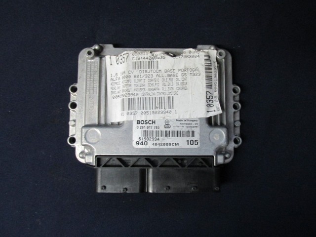 Alfa Romeo Giulietta 1,6 16v Diesel motorvezérlő 51902994, 0281017785