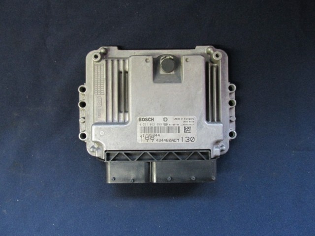 Fiat Grande Punto 1,9 8v Diesel motorvezérlő 51795844, 0281012899