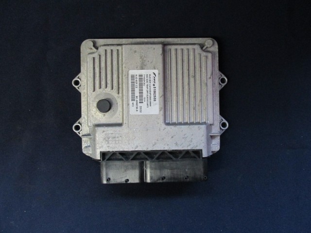 Fiat 500 1,3 Jtd motorvezérlő 51862559