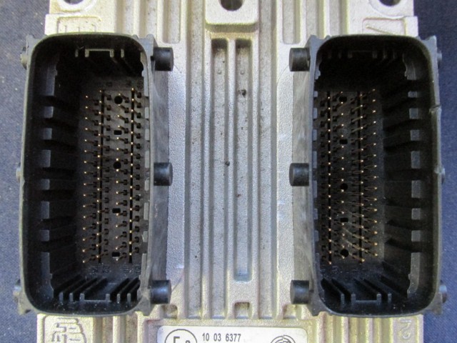 Fiat 500 1,2 benzin motorvezérlő 51918295