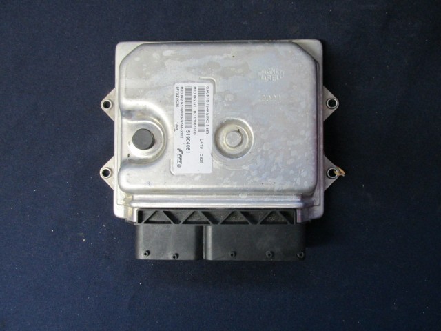 Fiat Grande Punto 1,3 16v Diesel motorvezérlő 51904061