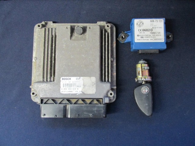 72477 Alfa Romeo 156 2,0 16v Jts benzin motorvezérlő szett 55185284, 0261S01010