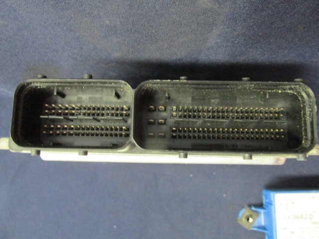 72477 Alfa Romeo 156 2,0 16v Jts benzin motorvezérlő szett 55185284, 0261S01010