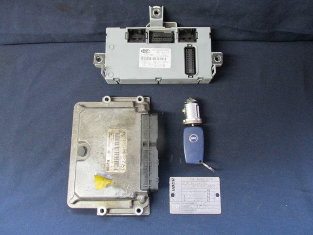 72462 Fiat Stilo 1,9 8v Diesel 115 Le motorvezérlő szett 0281011553 , 55198058