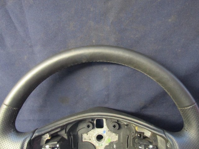 135767 Fiat Croma fekete színű, bőr, multikormányos kormánykerék