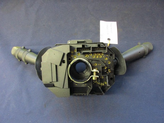 Alfa Romeo 147  kormánykapcsoló 735319054