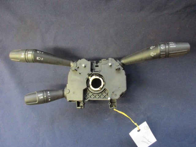 Alfa Romeo Giulietta 2010-2020 tempomattos kormánykapcsoló 156101302