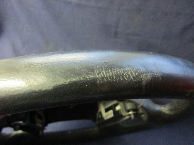 135812 Lancia Thesis fekete színű,bőr, multikormányos kormánykerék