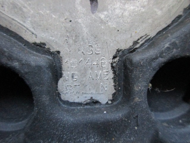 135794 Alfa Romeo Mito fekete színű, bőr kormánykerék