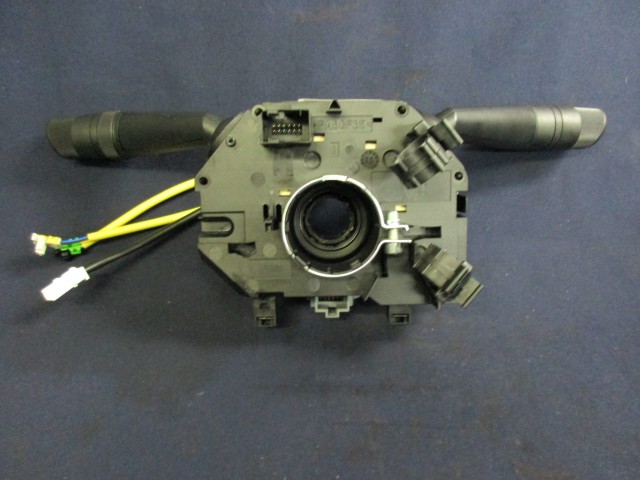 Fiat Grande Punto  gyári új, nem multikormányos kormánykapcsoló