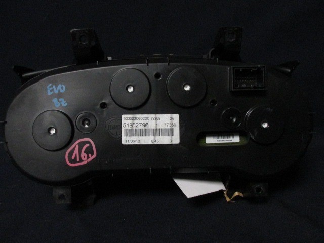 Fiat Punto Evo óracsoport 51852796