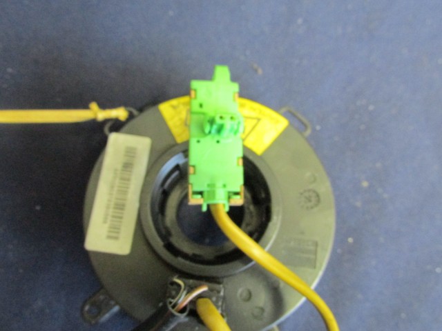 Alfa Romeo 156 2003 utáni, nem multikormányos, légzsák átvezető gyűrű