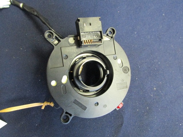 Alfa Romeo 156 2003 utáni, nem multikormányos, légzsák átvezető gyűrű