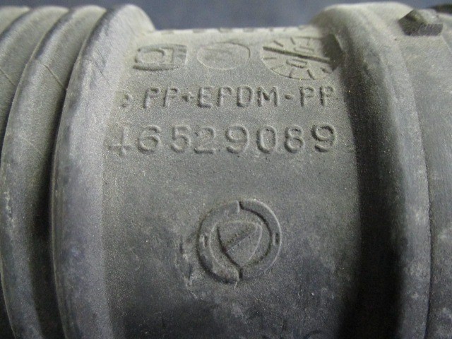 Fiat Punto II. 1,9 8v Diesel levegőcső-légszűrőházból a légtömegmérőbe 46529089