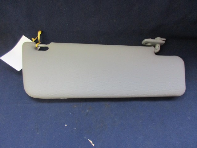 Lancia Ypsilon III. bal oldali,szürke színű,elhúzható tükrös napellenző