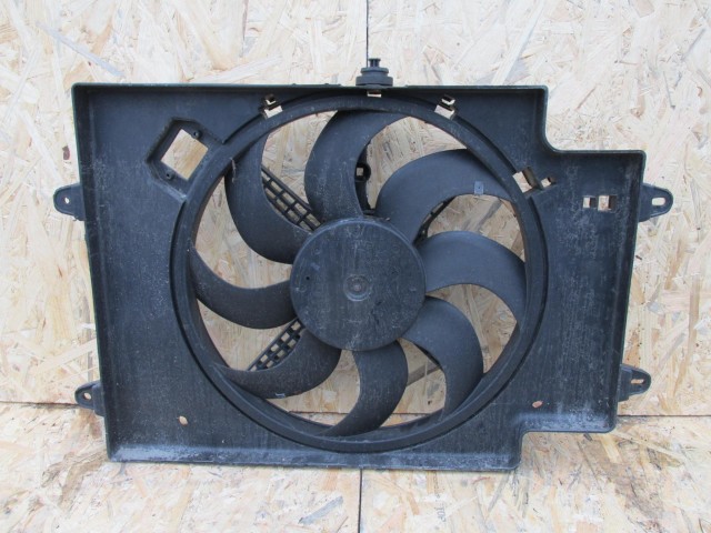 Alfa Romeo 147 1,9 Jtd hűtőventilátor keret motorral 836000100