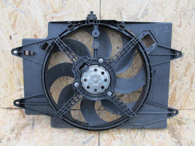 Alfa Romeo 147 1,9 Jtd hűtőventilátor keret motorral 836000100