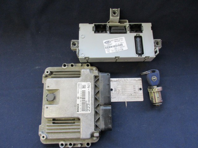 180468 Fiat Doblo II. 1,9 8v Diesel 105 Le motorvezérlő szett 0281012865, 55206075