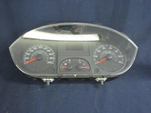 Fiat Idea 735364158 számú óracsoport