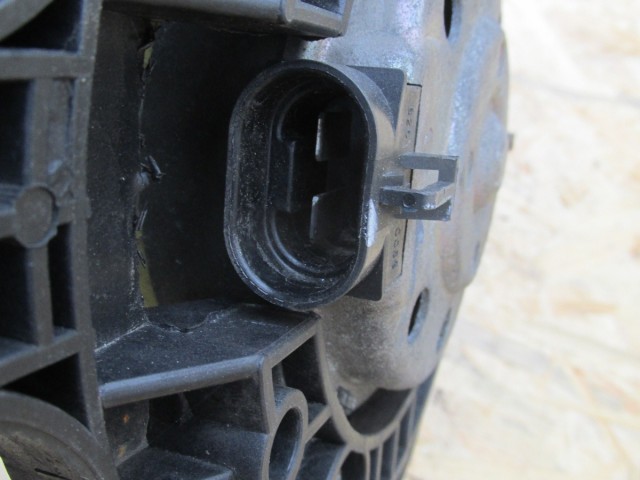 Alfa Romeo Gt 1,9 Jtd hűtőventilátor keret motorral 836000100