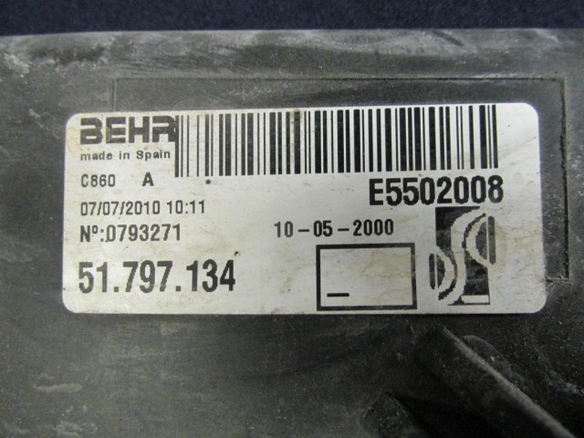 Fiat Grande Punto 1,2 benzin hűtőventilátor keret motorral 51797134