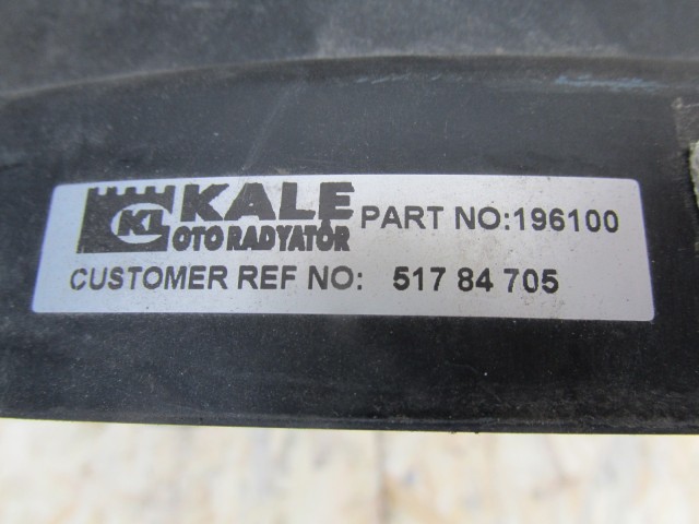 Fiat Linea 1,4 benzin hűtőventilátor keret motorral 51784705