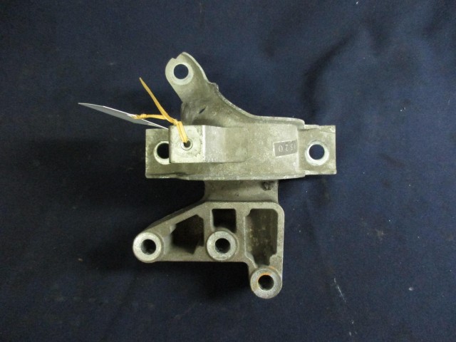 Fiat Panda II. 51739520 számú motortartóbak