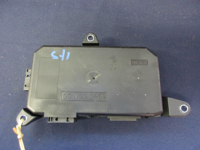 Fiat Stilo bal oldali ablakemelő vezérlő 51711372