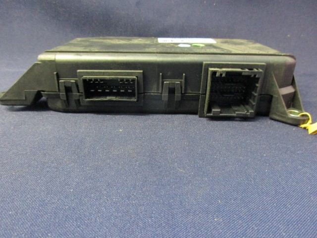 Fiat Stilo bal oldali ablakemelő vezérlő 46789135