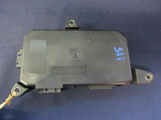 Fiat Stilo bal oldali ablakemelő vezérlő 46789135