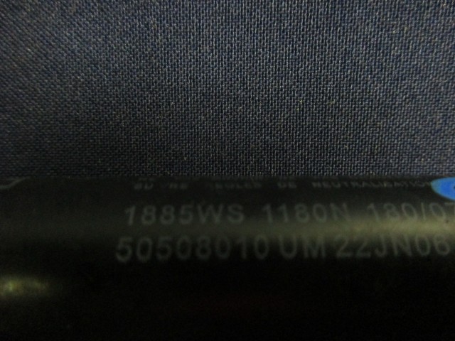 Alfa Romeo 159 sw 50508010 számú csomagtérajtó teleszkóp