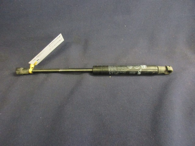 Fiat 500 cabrio 51859965 számú csomagtérajtó teleszkóp