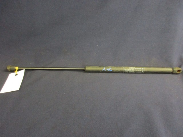 Alfa Romeo 146 60604823 számú csomagtérajtó teleszkóp