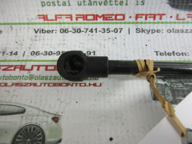 Alfa Romeo 156 limusin csomagtérajtó teleszkóp 60651067