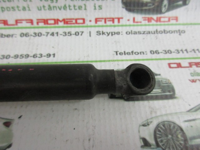 Alfa Romeo 156 motorháztető teleszkóp 60654724