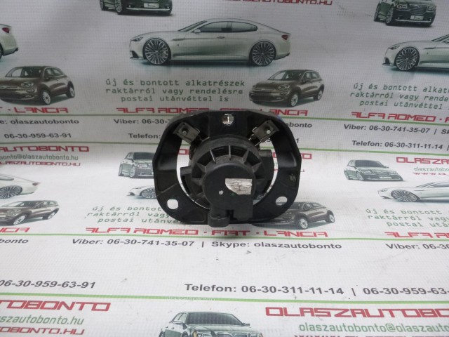 Alfa Romeo Giulietta 2010-2013 első ködlámpa 50522917