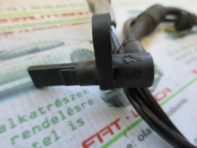 Fiat Ulysse/Lancia Phedra 0265007084 számú, jobb első abs jeladó