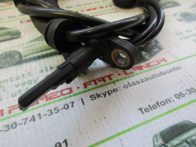 Fiat Punto III.  dobfékes kivitel, 0265007519 számú, jobb hátsó abs jeladó