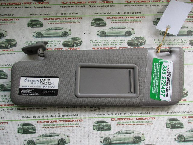 Fiat 500 bal oldali, elhúzható tükrös,szürke színű napellenző