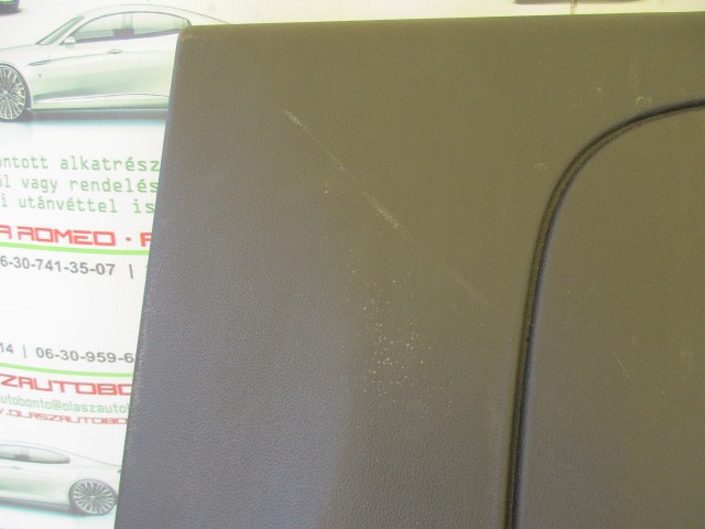 Kárpit137 Fiat 500 fekete fehér kockás, szövet, jobb oldali ajtókárpit