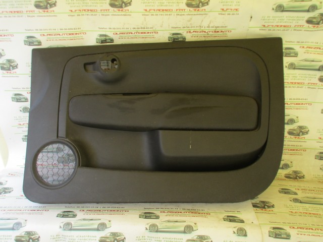 Kárpit142 Fiat 500 fekete színű, bőr, jobb első ajtókárpit