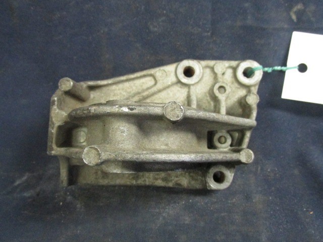 Fiat Punto II-III. / Lancia Musa  55180302 számú féltengelytartó alubak