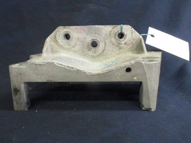 Fiat Grande Punto/ Punto Evo és Alfa Romeo Mito 55198565 számú motortartó alubak 