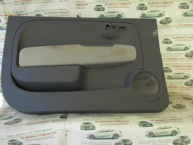 11203 Fiat 500 fekete fehér kockás, szövet, bal első ajtókárpit