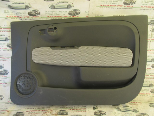 10774 Fiat 500 fekete fehér kockás, szövet, jobb első ajtókárpit