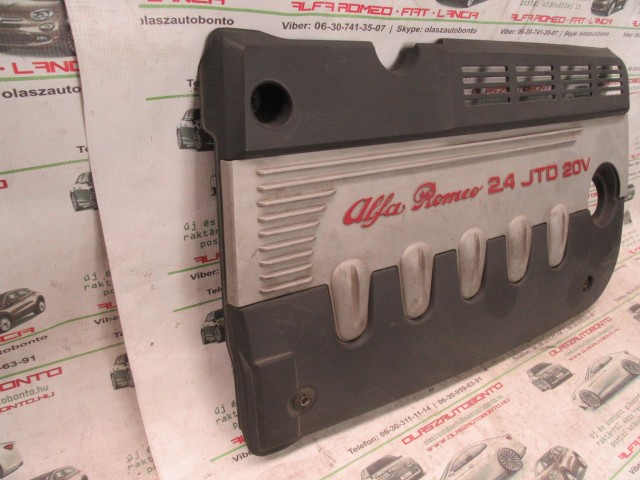 Alfa Romeo 156/166 2,4 Jtd 20v, 156041599 számú motor burkolat