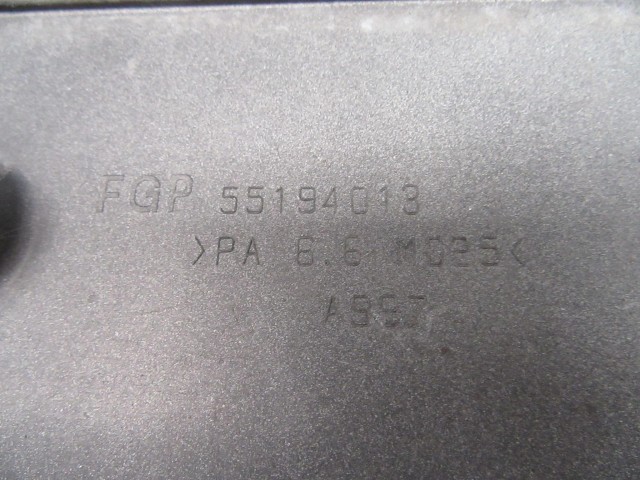 Alfa Romeo 159 3,2 v6 Jts 24v , 55194013 számú motor burkolat