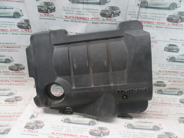 Fiat Grande Punto 1,9 Jtd 8v , 51780543 számú motor burkolat