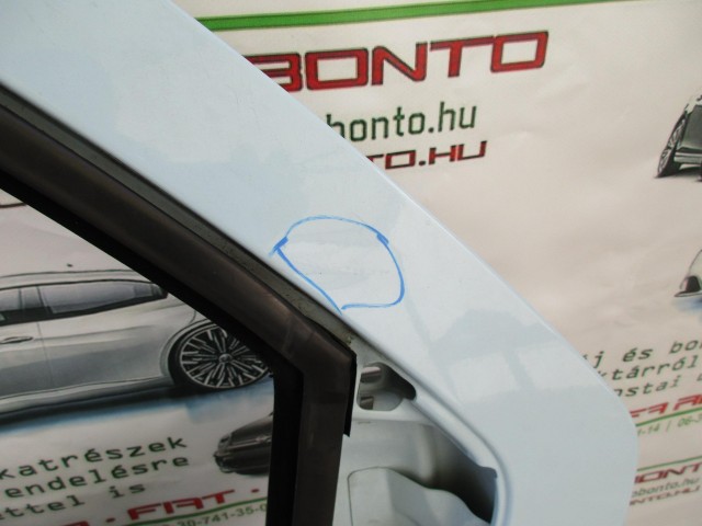 11982 Alfa Romeo 156 sedan világos kék színű, bal hátsó ajtó