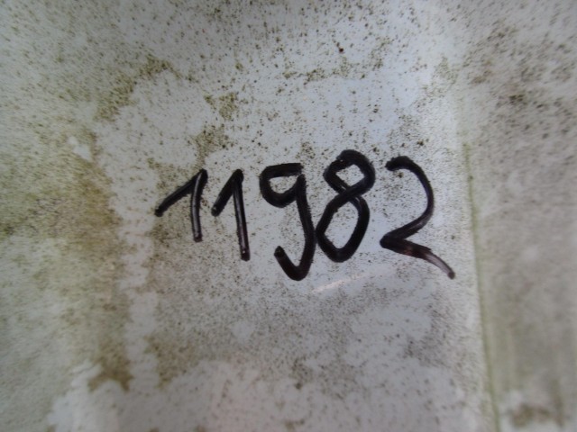 11982 Alfa Romeo 156 sedan világos kék színű, bal hátsó ajtó